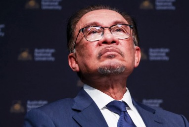 Dilema PM Anwar hadapi reaksi warga atas permohonan tahanan rumah bagi Najib Razak