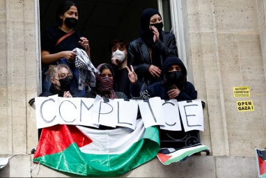 Aksi protes mahasiswa pro-Palestina duduki gedung kampus bergengsi di Paris