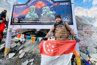 Bocah 5 tahun Singapura sukses capai basecamp Gunung Everest 