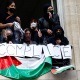 Aksi protes mahasiswa pro-Palestina duduki gedung kampus bergengsi di Paris