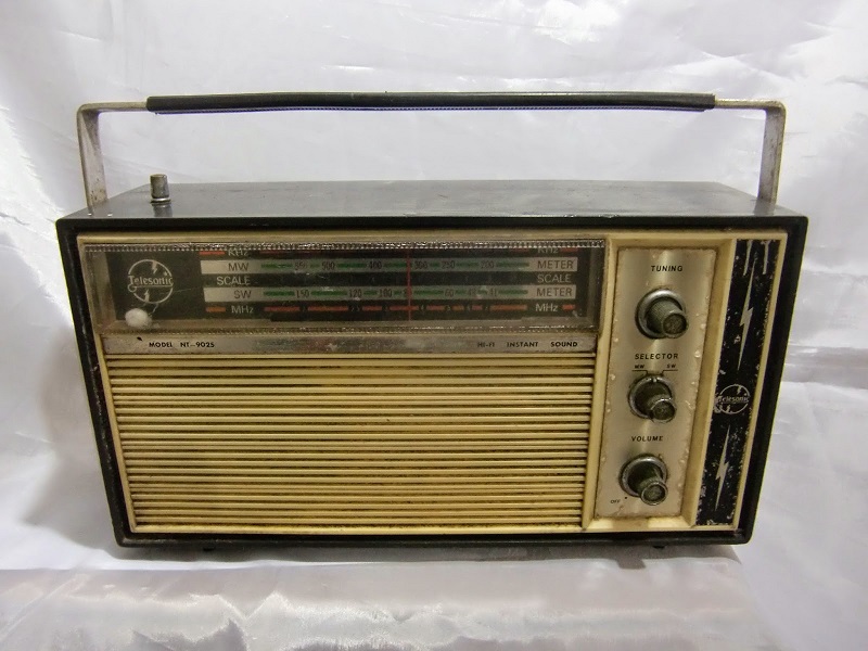 Radio yang tak tak pernah tergilas zaman