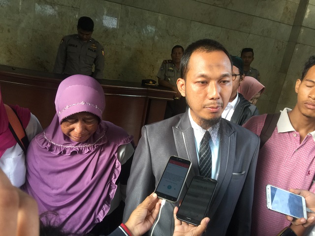 Tangis Ibu bocah korban 'sembako maut Monas' pada Jokowi