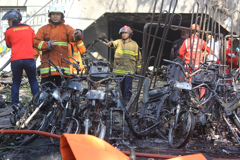Bom Surabaya tewaskan 10 orang & 41 terluka