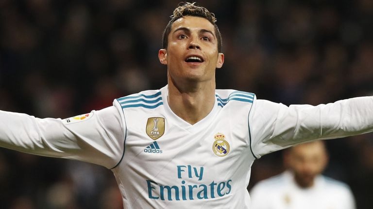 Penggemar minta Cristiano Ronaldo bertahan
