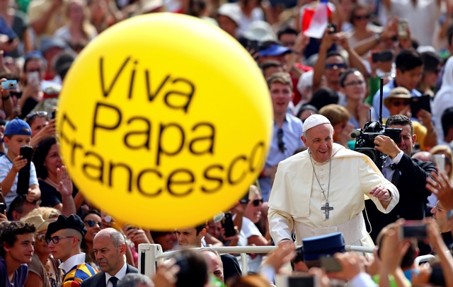 Paus Fransiskus soal aborsi: anak-anak harus diterima 