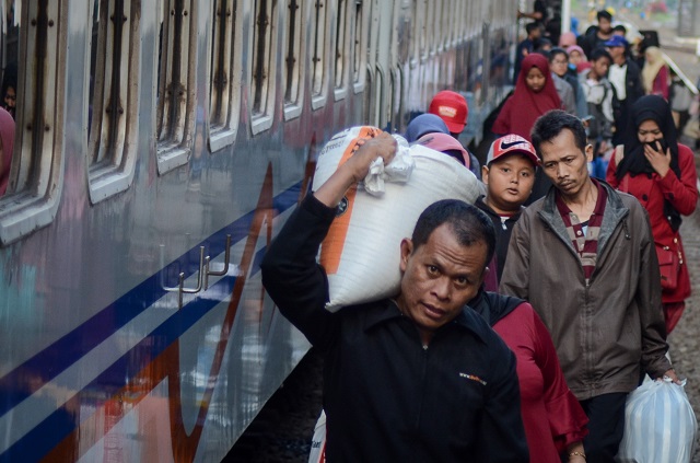 Separuh pemudik Kereta Api belum kembali ke Jakarta