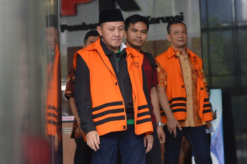 Wakil Ketua DPRD Lampung Tengah didakwa terima suap Rp 9,6 miliar