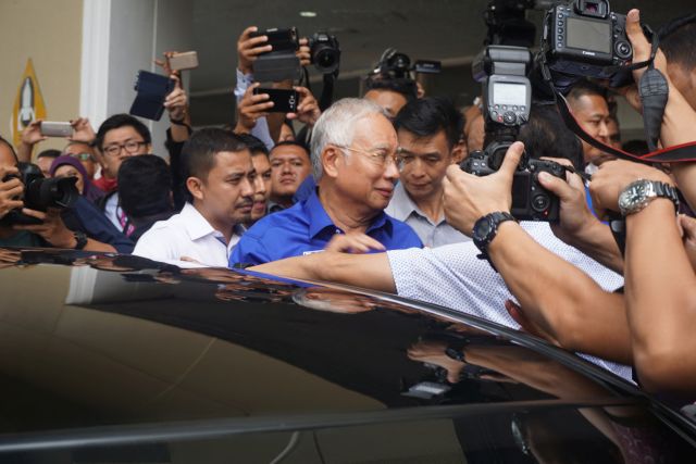 Terkait skandal 1MDB, Najib Razak akan dituntut besok