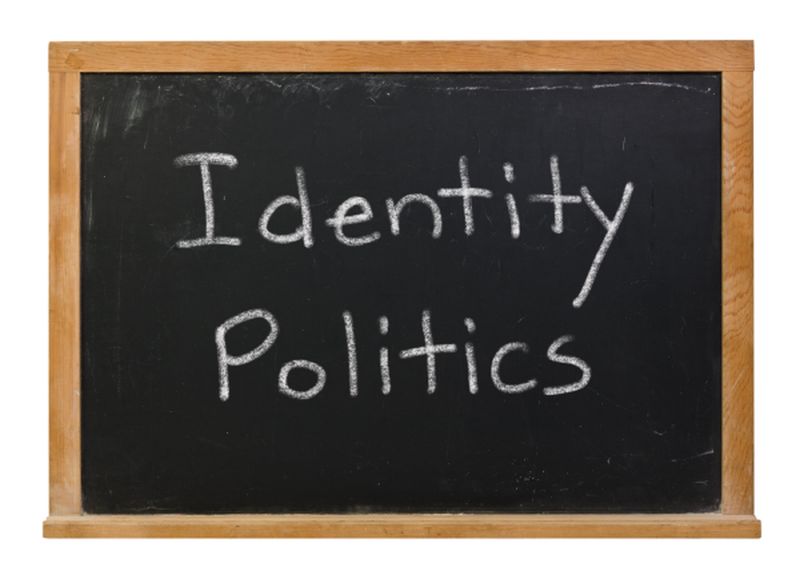Kerinduan akan kemurnian berbalut politik identitas