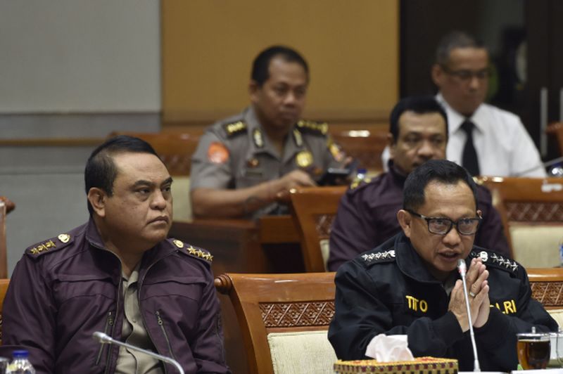 Penangkapan dua terduga teroris Bandung terkait bom Surabaya