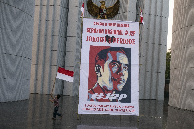 Jokowi tidak bawa banyak pendukung ke KPU 