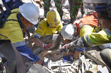 BNPB: Jumlah korban gempa 321 jiwa