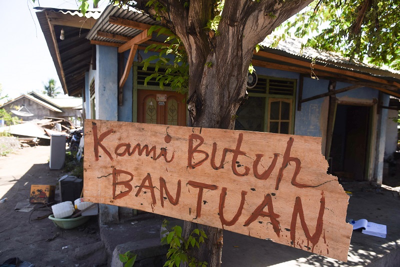 Lombok kembali diguncang gempa, Rinjani longsor