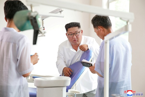 Kim Jong-un kritik sektor kesehatan Korea Utara