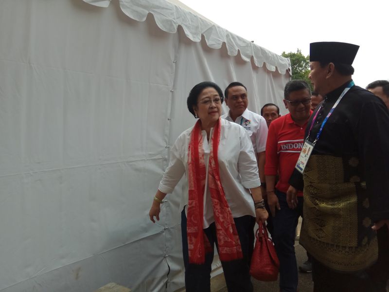 Pencak silat akrabkan Prabowo dengan Megawati dan Jokowi