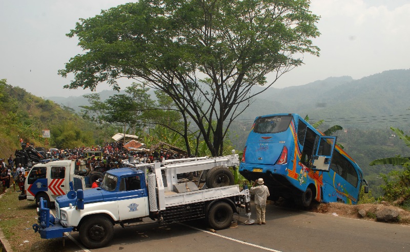 Izin operator bus wisata yang kecelakaan di Sukabumi dicabut