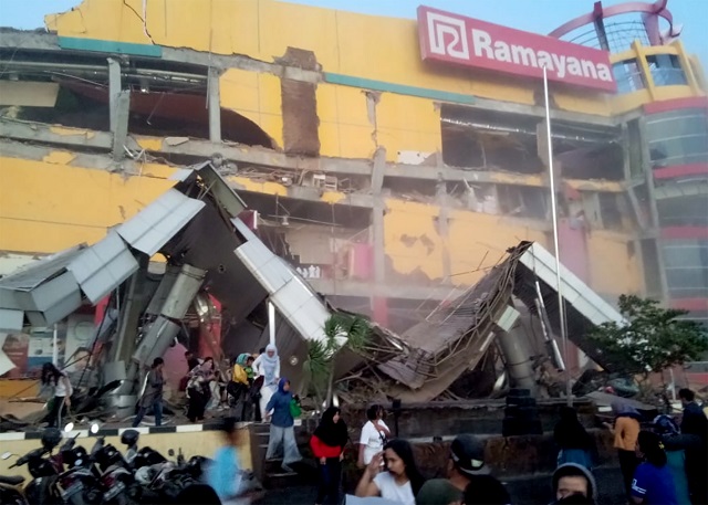 Gempa Donggala dan Palu 7,7 SR telan korban tewas