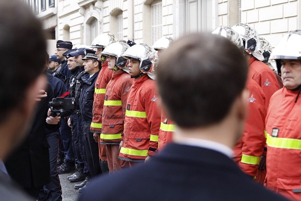 Paris berbenah diri usai kerusuhan terburuk dalam satu dekade