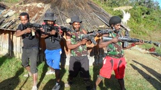 Kelompok kriminal bersenjata bantai 31 karyawan BUMN di Papua