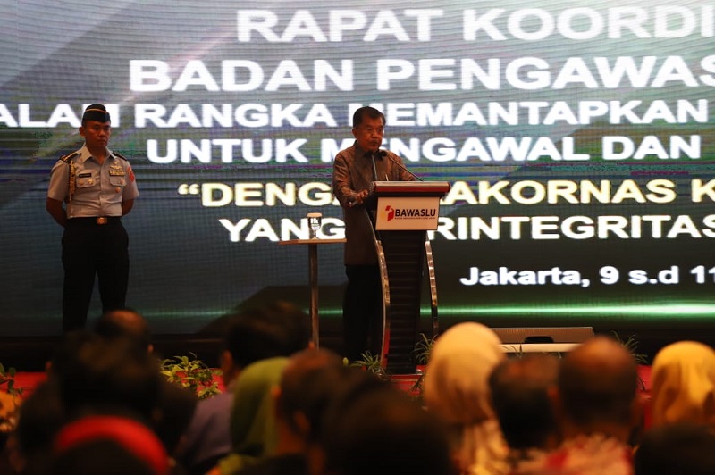Jusuf Kalla ajak masyarakat awasi Bawaslu di Pemilu 2019