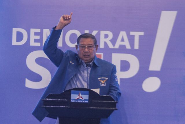 Pasca-dirusak, SBY minta atribut Partai Demokrat diturunkan