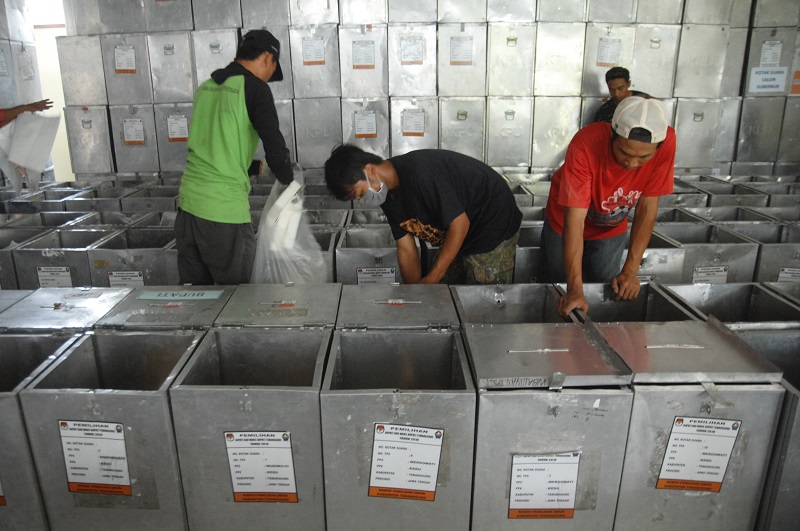 Kotak suara dari karton, kubu Prabowo soroti potensi kecurangan