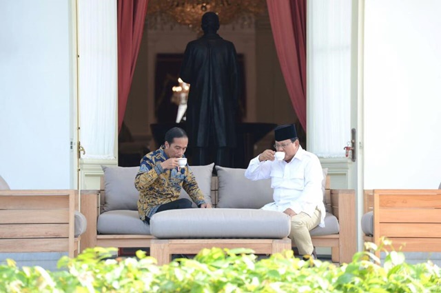 Membaca peta cyber troops Prabowo vs Jokowi
