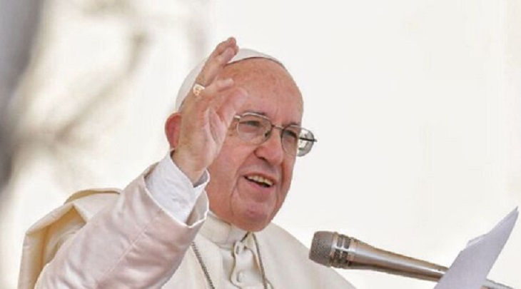 Paus Fransiskus serukan semangat persaudaraan dalam pesan Natal 2018