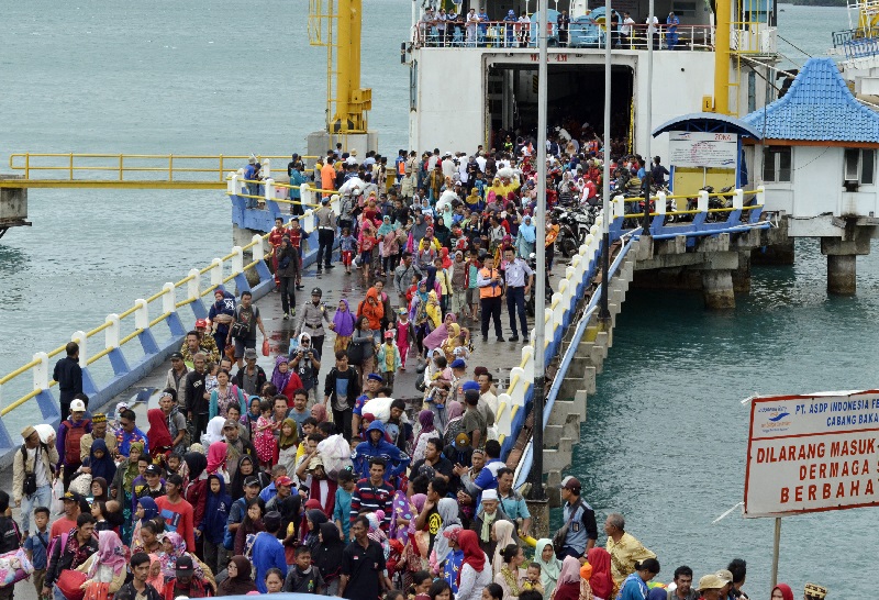 Pascatsunami, ribuan warga Pulau Sebesi dievakuasi