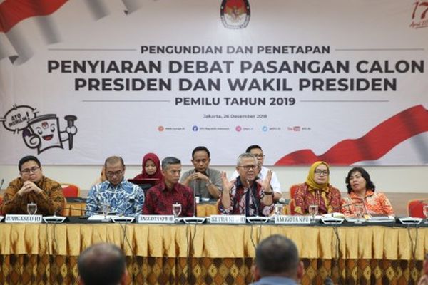 Kubu  Prabowo tak persoalkan moderator nyinyir