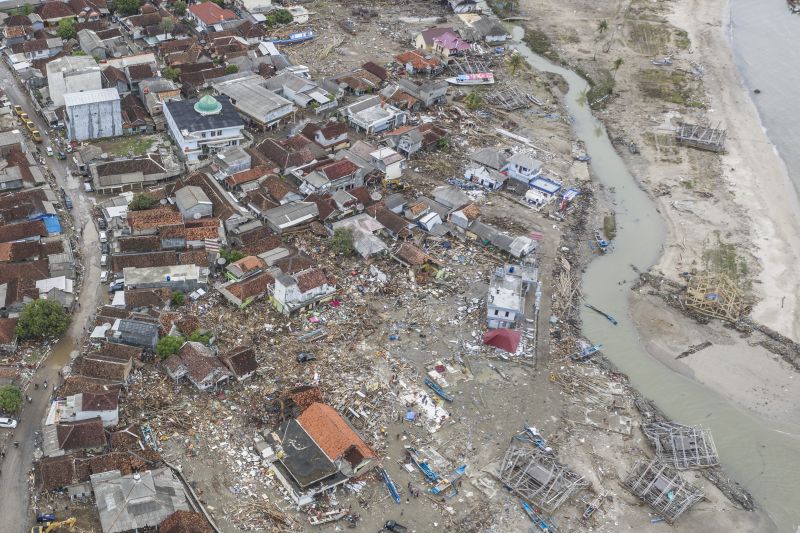 BNPB: Korban meninggal tsunami Selat Sunda 431 orang