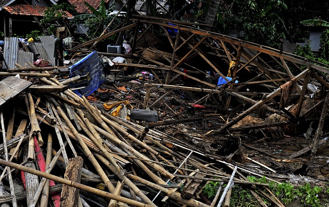Tiga tersangka pungli korban tsunami terancam bui seumur hidup