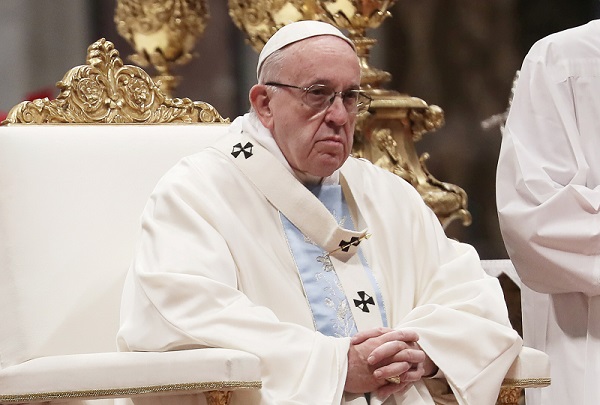 Krisis pelecehan seksual, Paus Fransiskus: Kredibilitas gereja dilemahkan