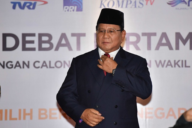 Debat Pilpres 2019: Prabowo sebut gaji gubernur Rp8 juta, cek faktanya