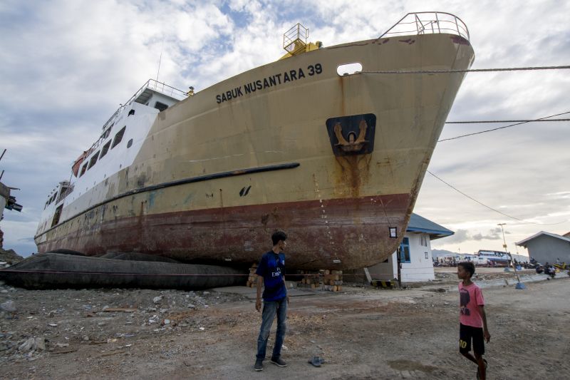 Kapal karam di Kapuas Hulu, 12 orang hilang