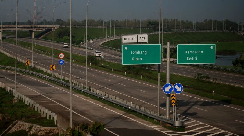 Tarif Jalan Tol Trans Jawa mencekik pengusaha jasa logistik