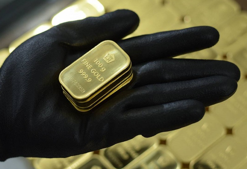 Antam target jual emas 32 ton pada 2019