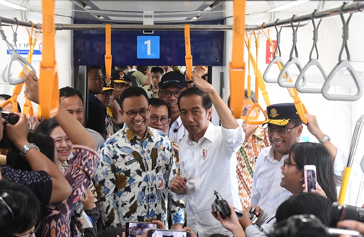 Anies ajukan proposal ke Jokowi pinjam uang Rp571 triliun