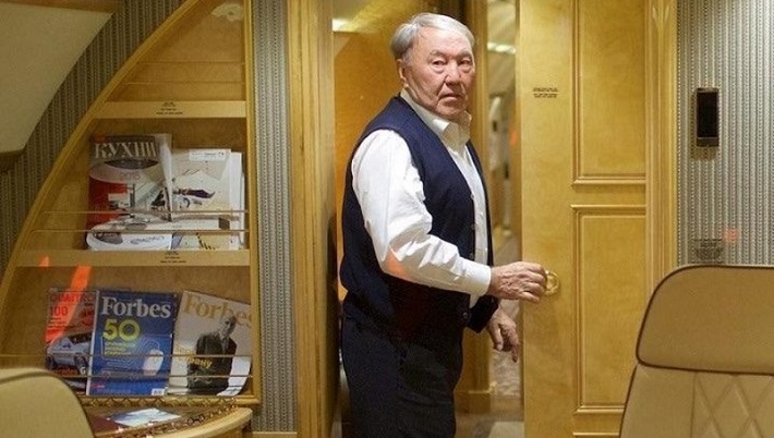 Presiden Kazakhstan mundur setelah 30 tahun berkuasa