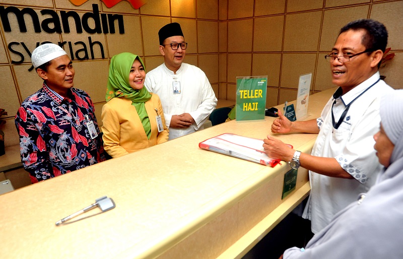 Keuangan syariah lambat berkembang di Indonesia