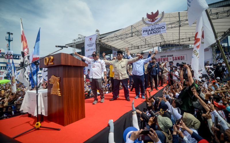 Prabowo sebut kartu sakti Jokowi bukan solusi