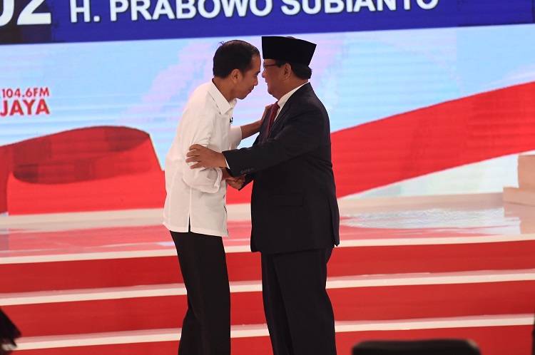 Isu dwifungsi TNI diprediksi jadi celah Prabowo serang Jokowi
