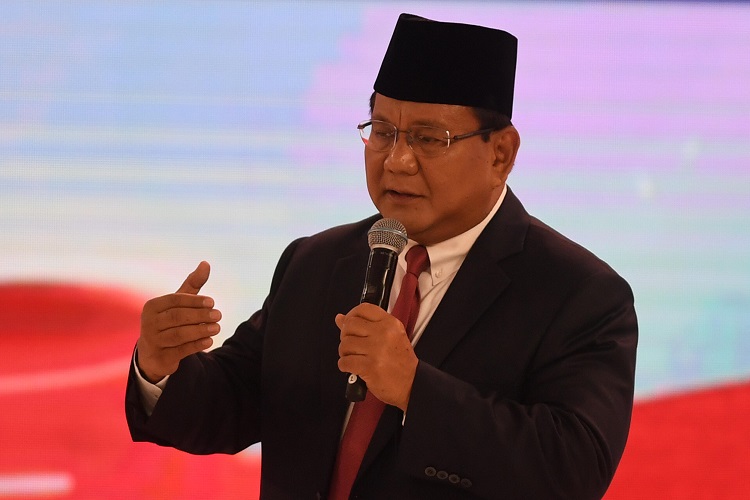Prabowo dianggap tak paham regulasi berikan koruptor uang pensiun