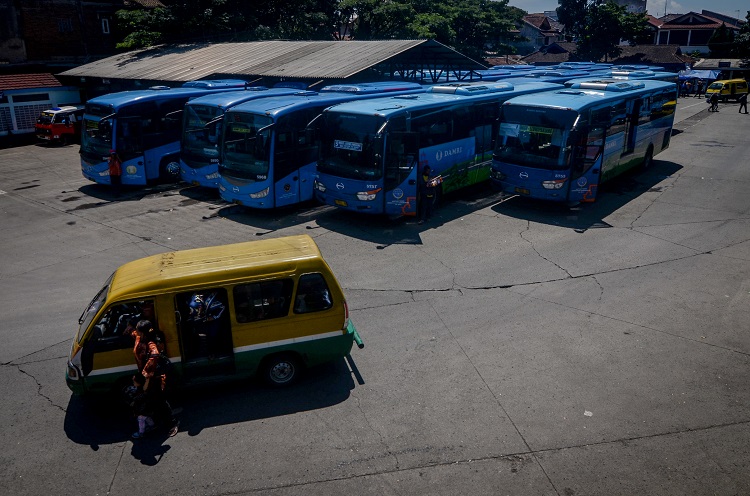 Ada 4,45 juta warga Jabodetabek yang mudik menumpang bus