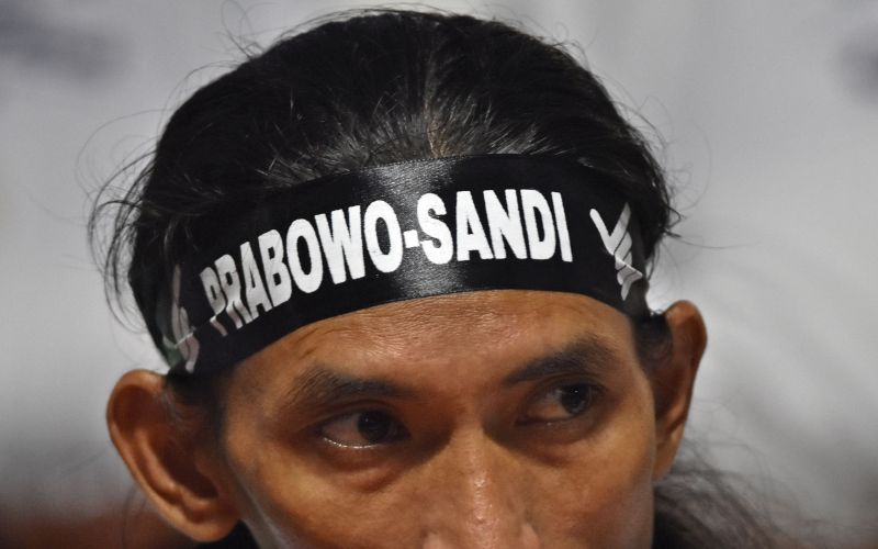 Tatkala deretan survei melambungkan elektabilitas Prabowo-Sandi