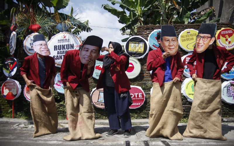SMRC: Elektabilitas Jokowi-Ma'ruf stagnan, Prabowo-Sandi melesat