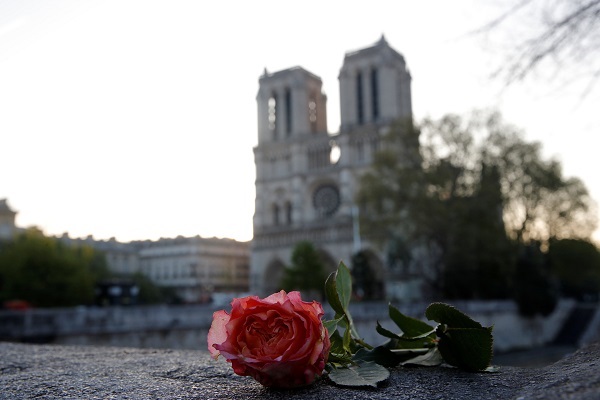 Macron janjikan perbaikan Notre-Dame selesai dalam 5 tahun