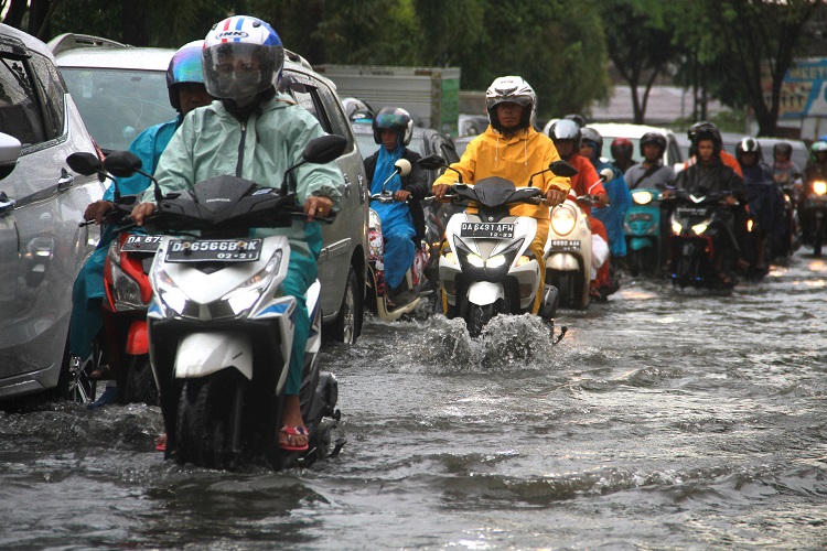 Ada 17 titik banjir yang tersebar di Selatan dan Timur Jakarta