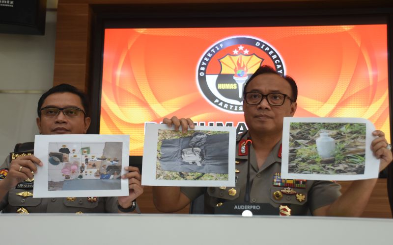 Kelompok JAD Lampung siapkan bom parfum dan bom tabung gas 