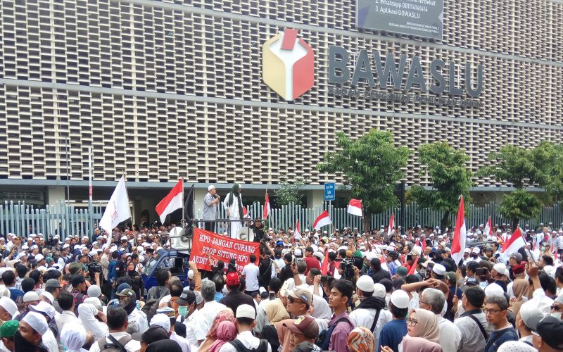 Tokoh PA 212 minta para pendukung Prabowo-Sandi tak gentar dibui